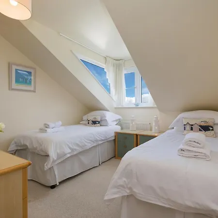 Ocean Gem * Carbis Bay